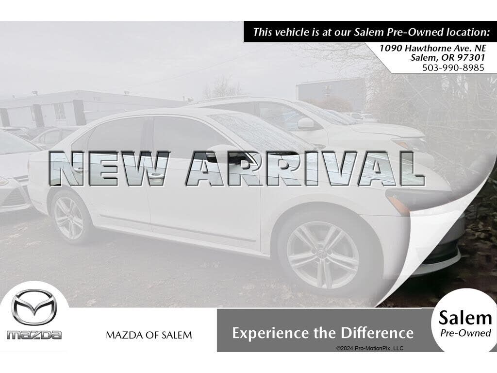 2013 VOLKSWAGEN Passat