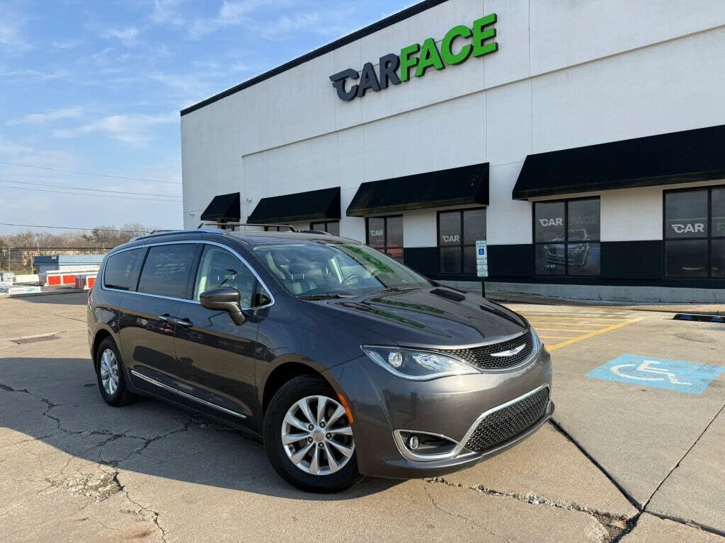 2018 CHRYSLER Pacifica