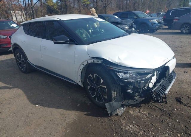 2023 KIA EV6