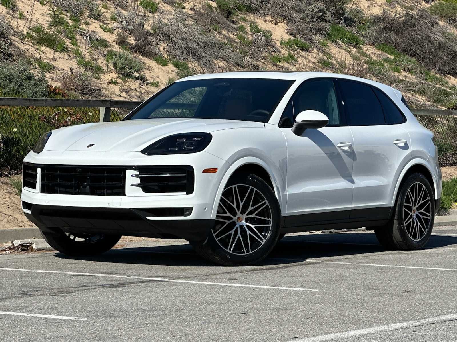 2026 PORSCHE Cayenne