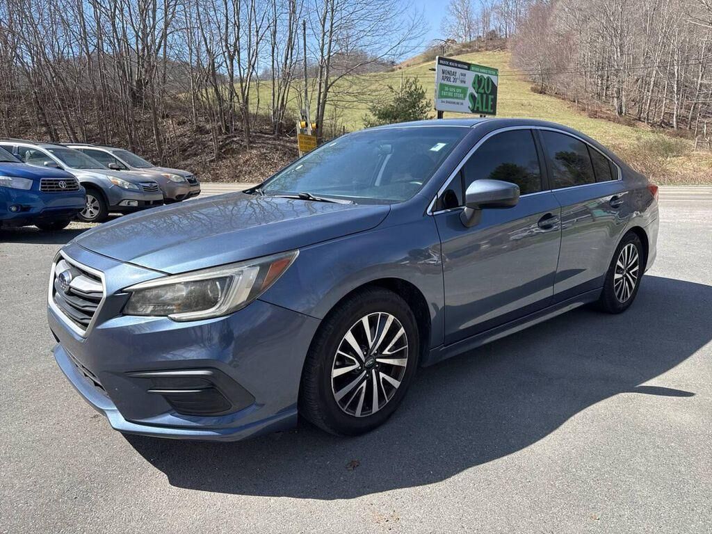2018 SUBARU Legacy