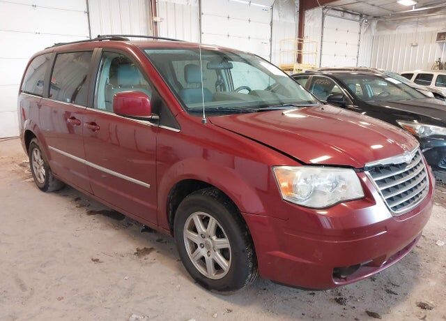 2010 CHRYSLER Town and Country
