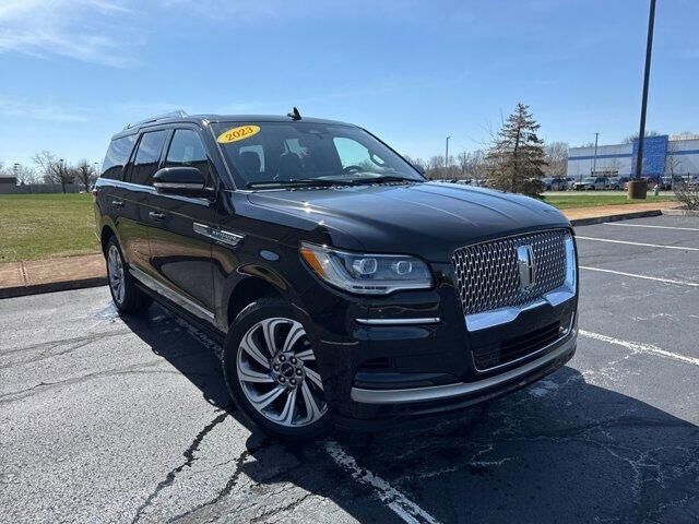 2023 LINCOLN Navigator