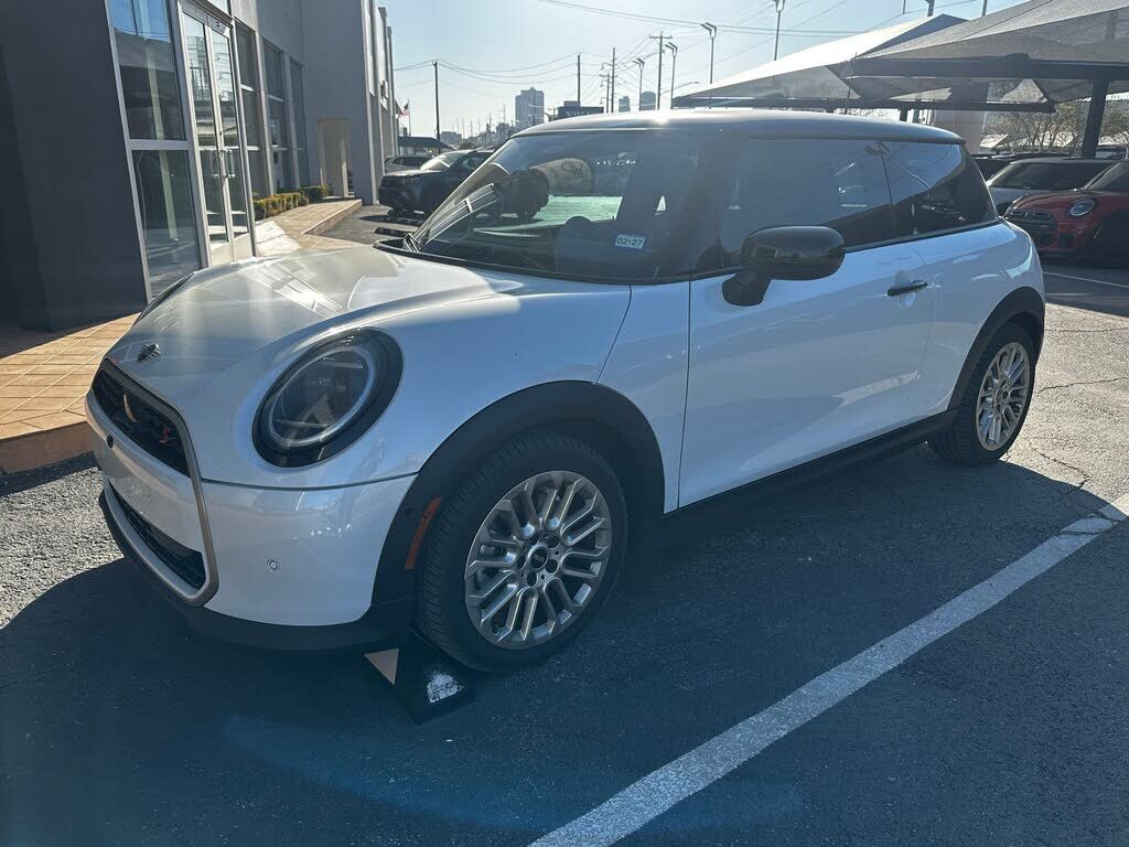 2025 MINI Hardtop
