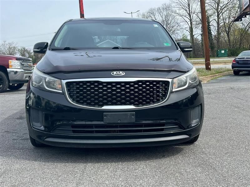 2016 KIA Sedona