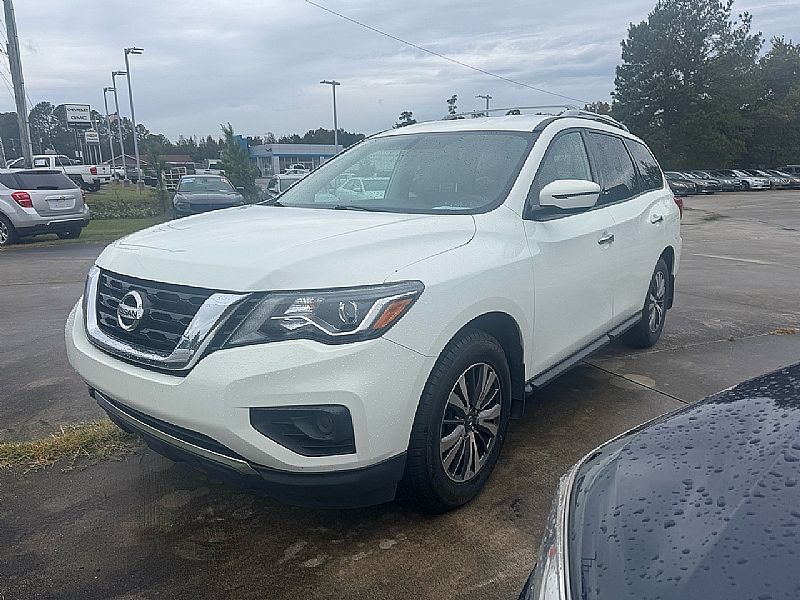 2020 NISSAN Pathfinder