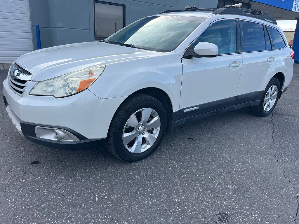 2010 SUBARU Outback