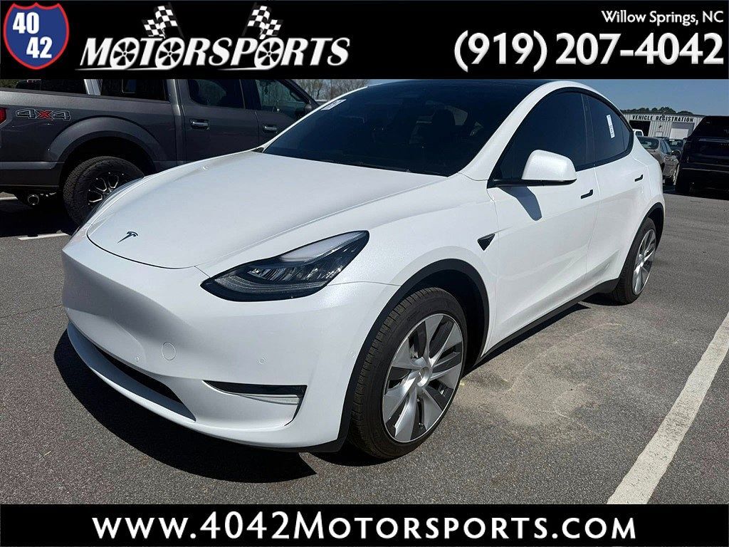 2021 TESLA Model Y