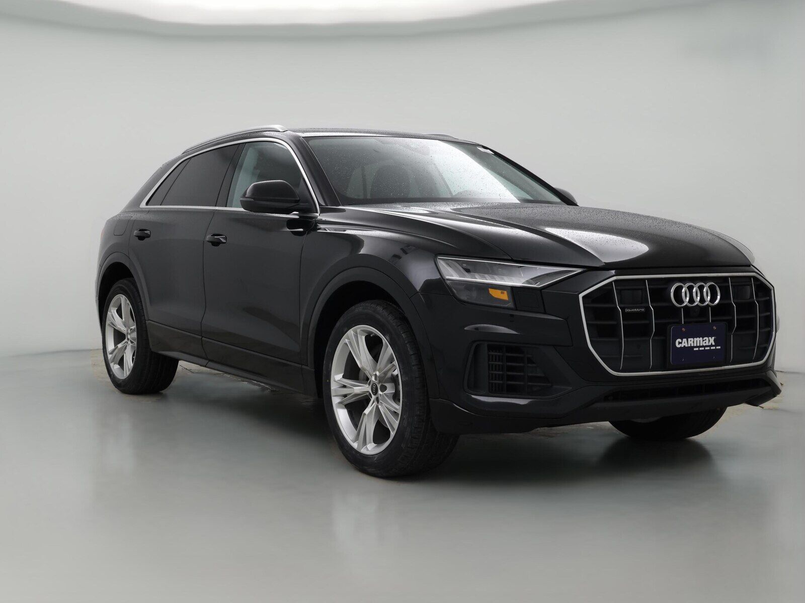 2023 AUDI Q8
