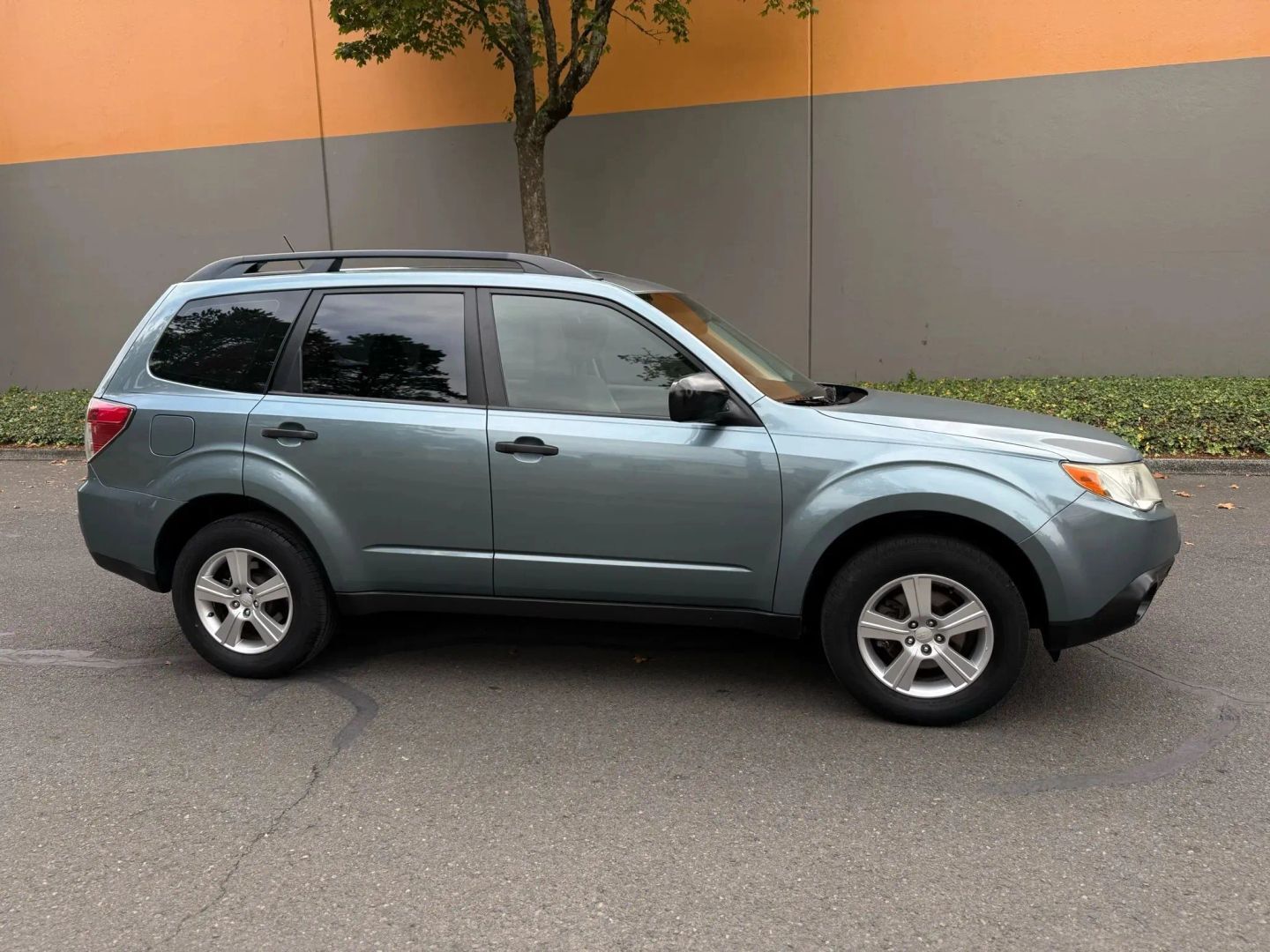 2010 SUBARU Forester