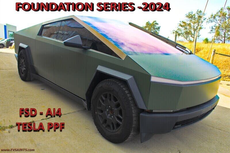 2024 TESLA Cybertruck