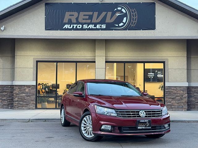 2016 VOLKSWAGEN Passat