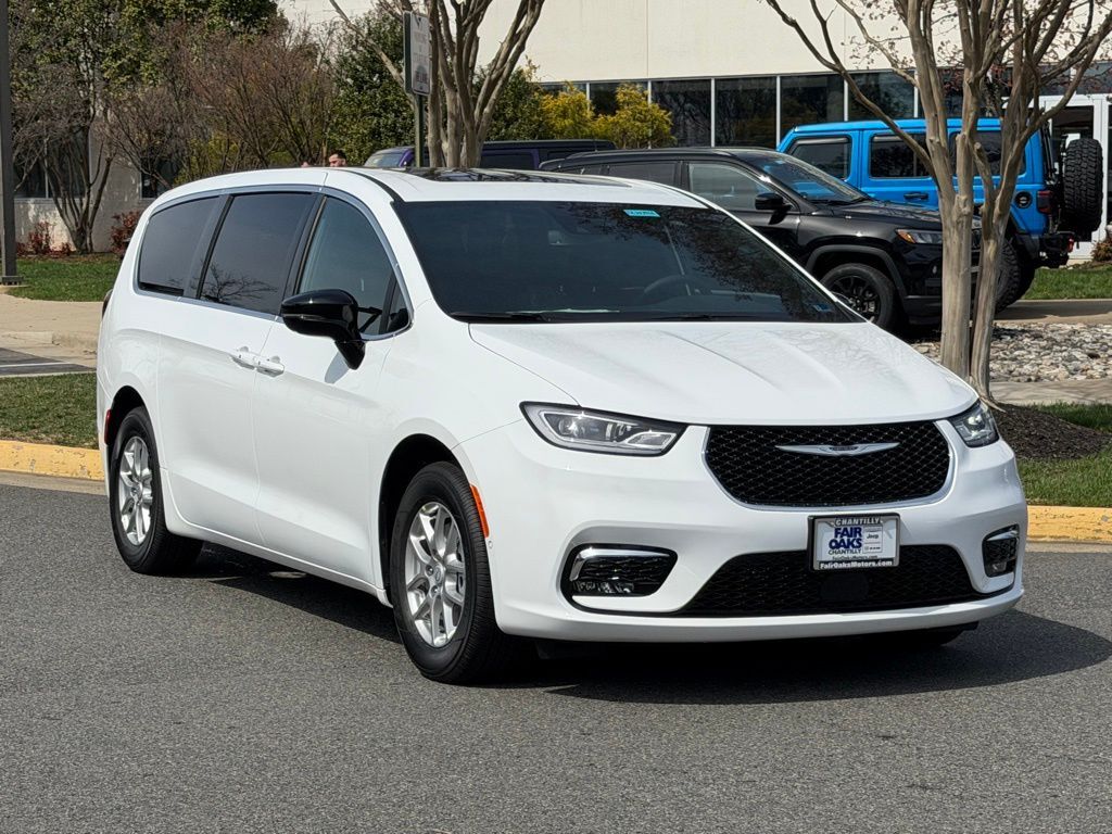 2026 CHRYSLER Pacifica