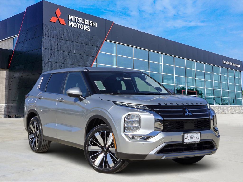 2026 MITSUBISHI Outlander