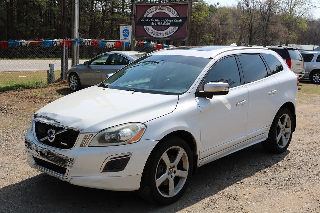 2011 VOLVO XC60