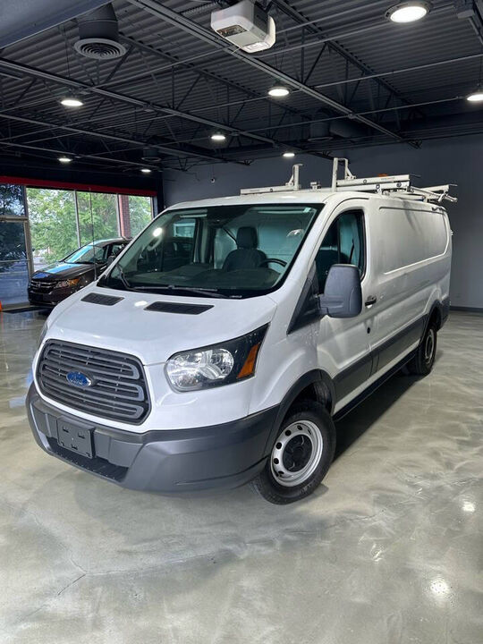2015 FORD Transit