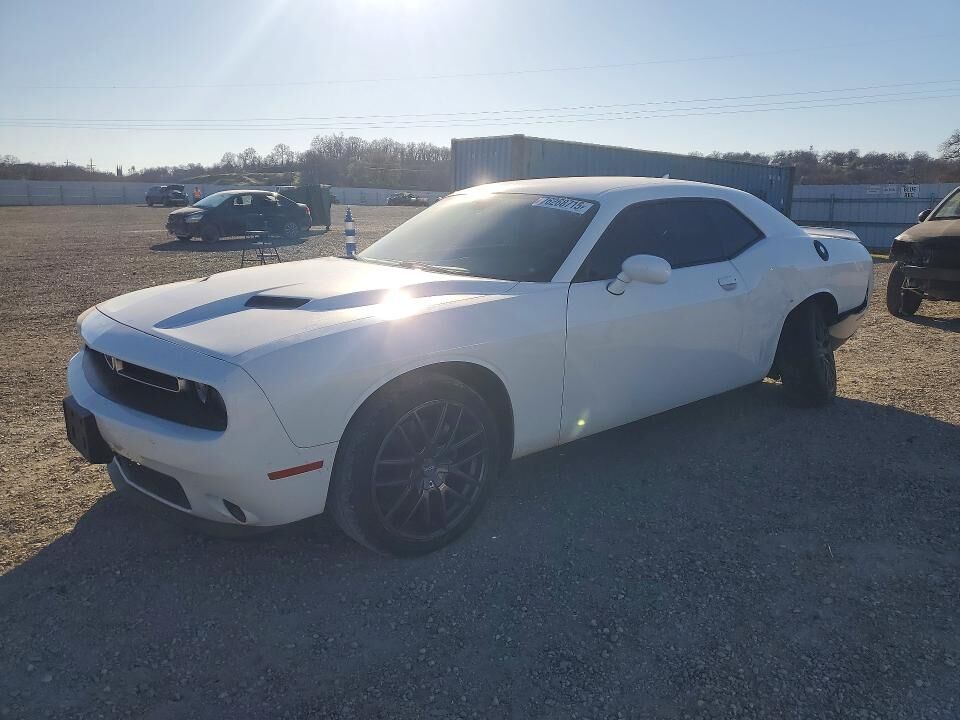 2016 DODGE Challenger