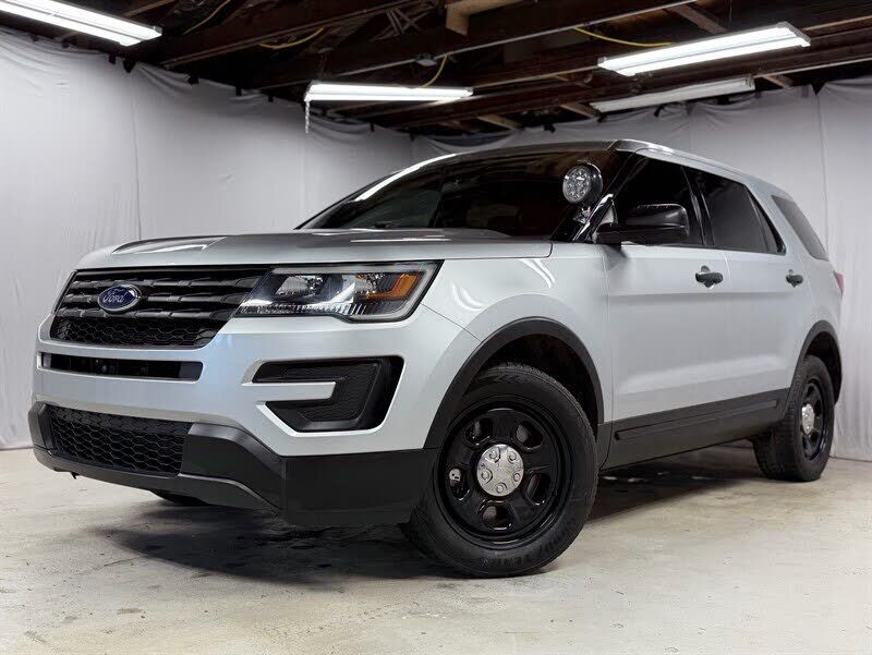 2017 FORD Explorer