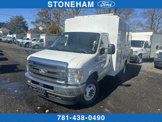 2026 FORD E-350