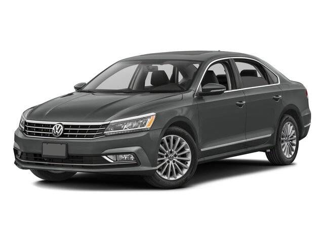 2016 VOLKSWAGEN Passat