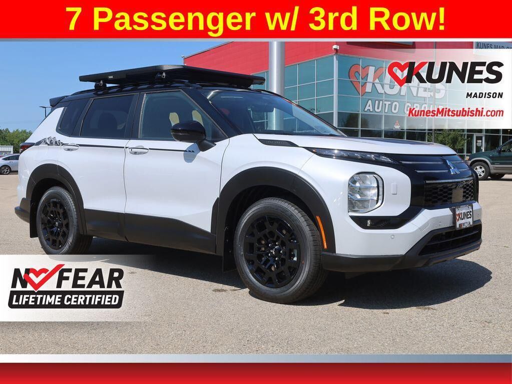 2026 MITSUBISHI Outlander