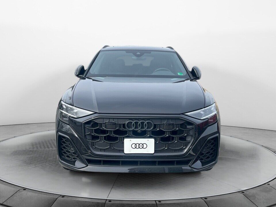 2026 Audi Q8
