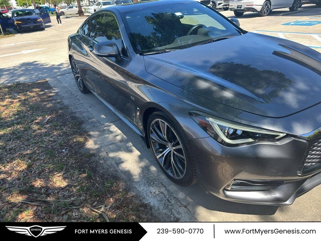 2017 INFINITI Q60