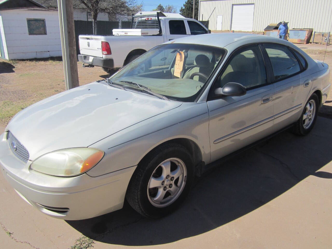 2006 FORD Taurus
