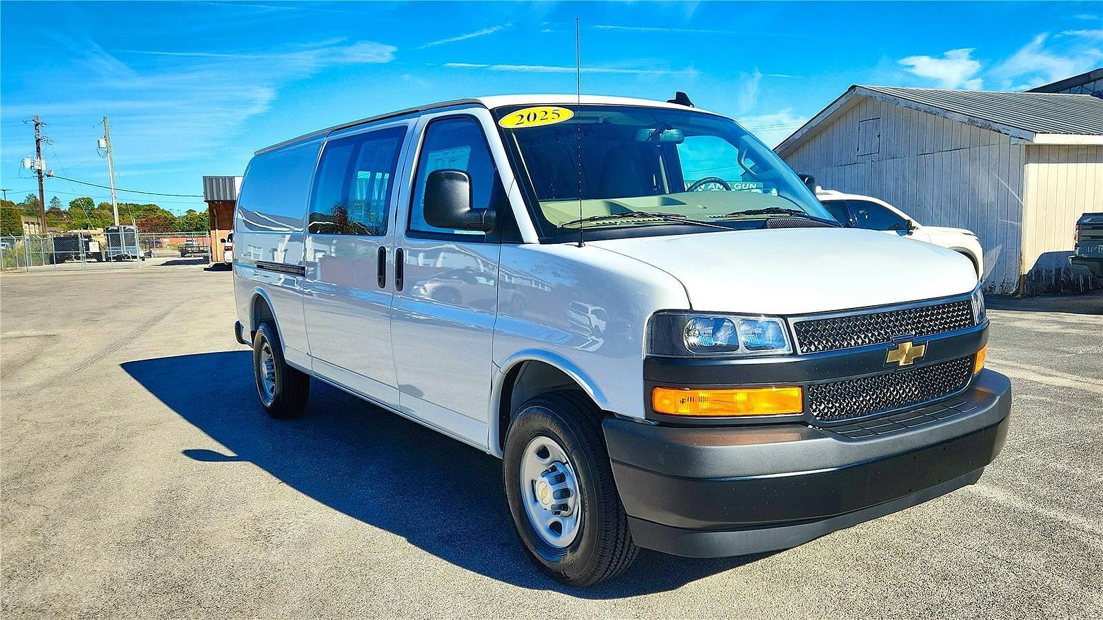 2025 CHEVROLET Express