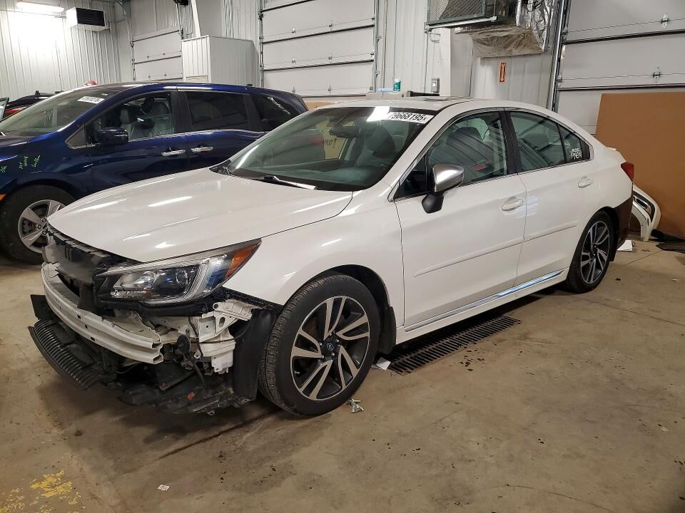 2018 SUBARU Legacy