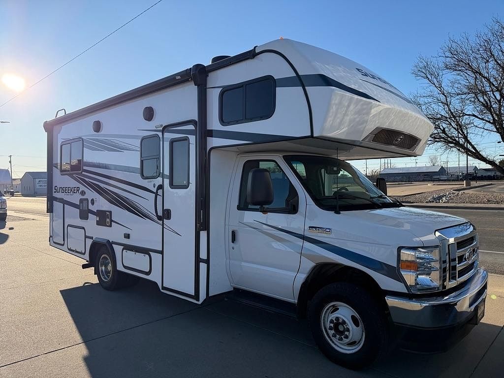 2023 FORD E-450