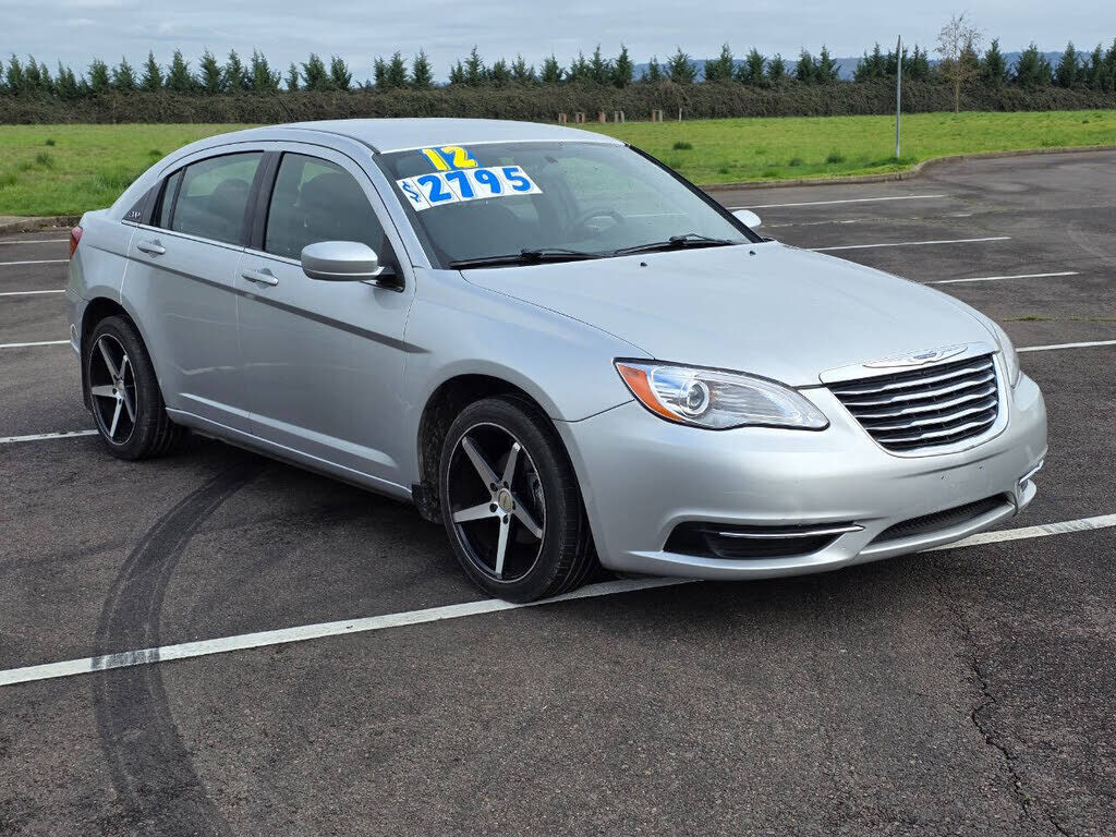 2012 CHRYSLER 200