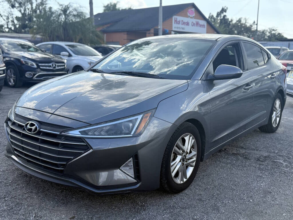 2019 HYUNDAI Elantra