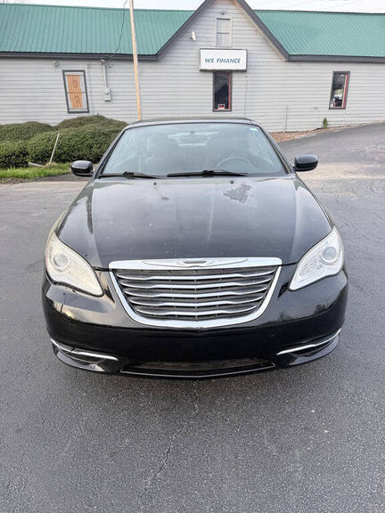 2013 CHRYSLER 200