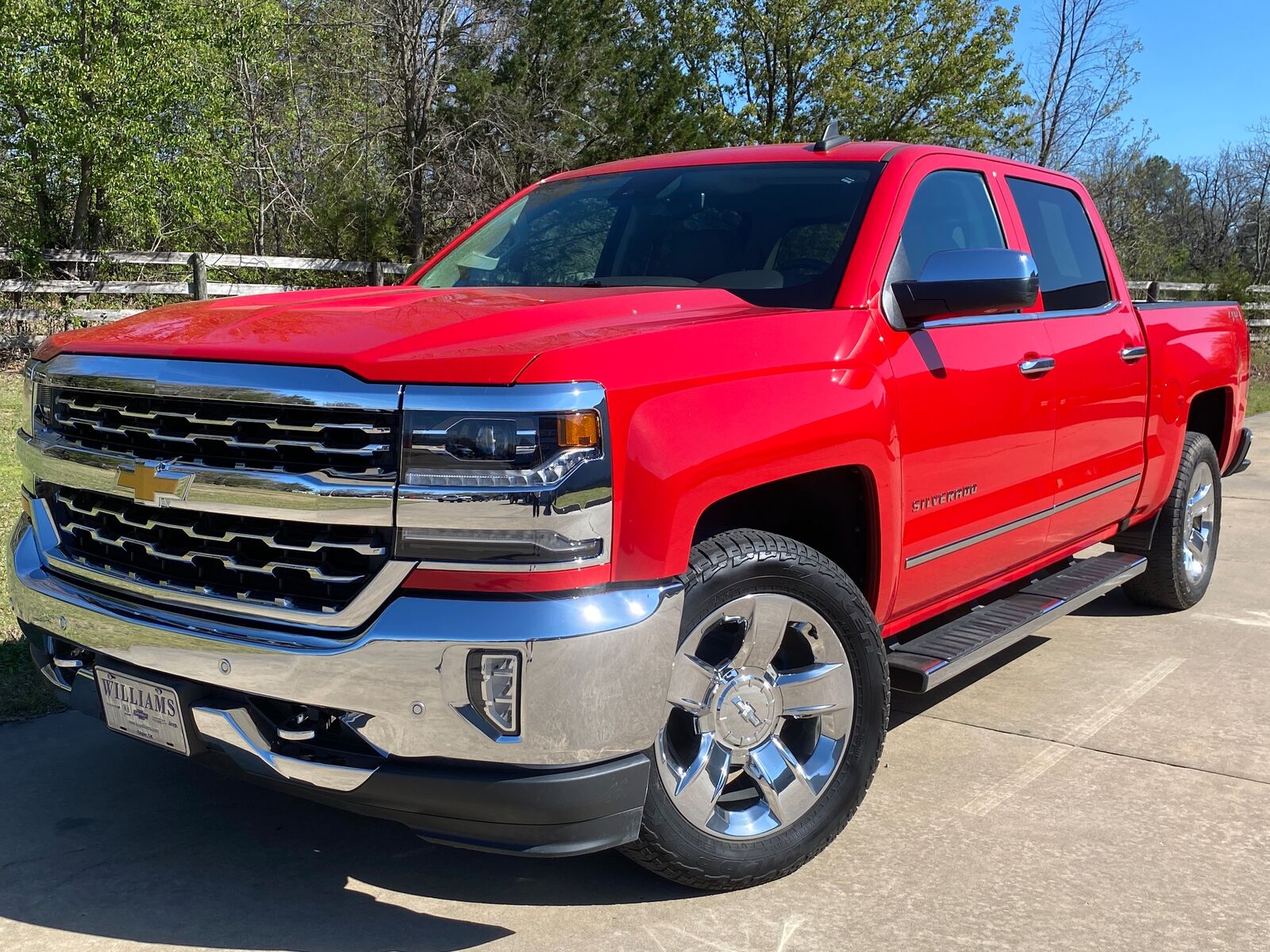 2018 CHEVROLET Silverado