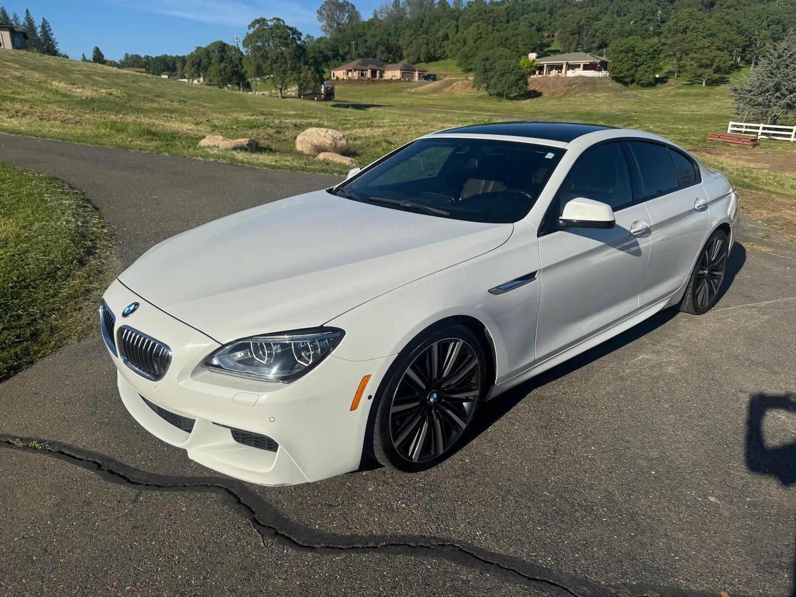 BMW 650i / ALPINA B6