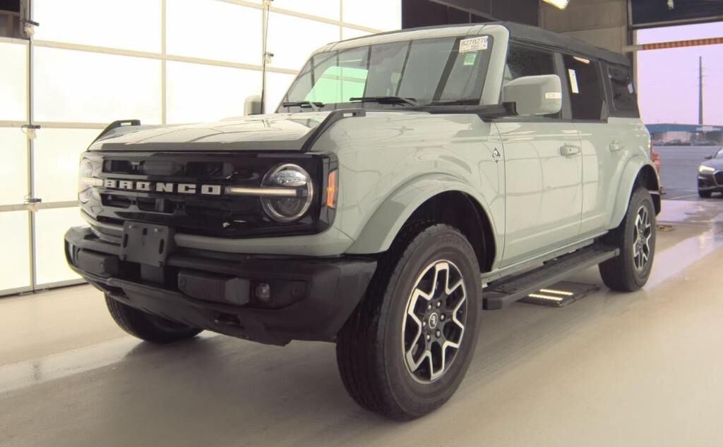 2023 FORD Bronco