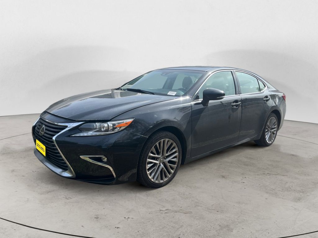 2016 LEXUS ES