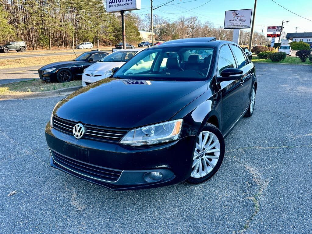2013 VOLKSWAGEN Jetta