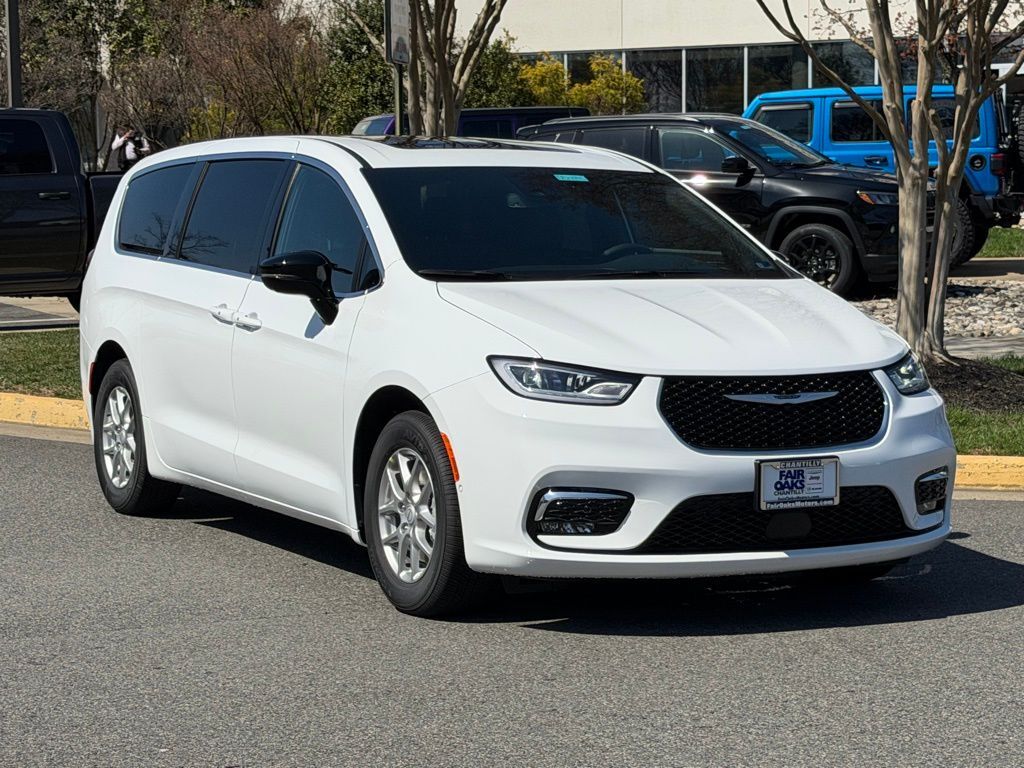 2026 CHRYSLER Pacifica