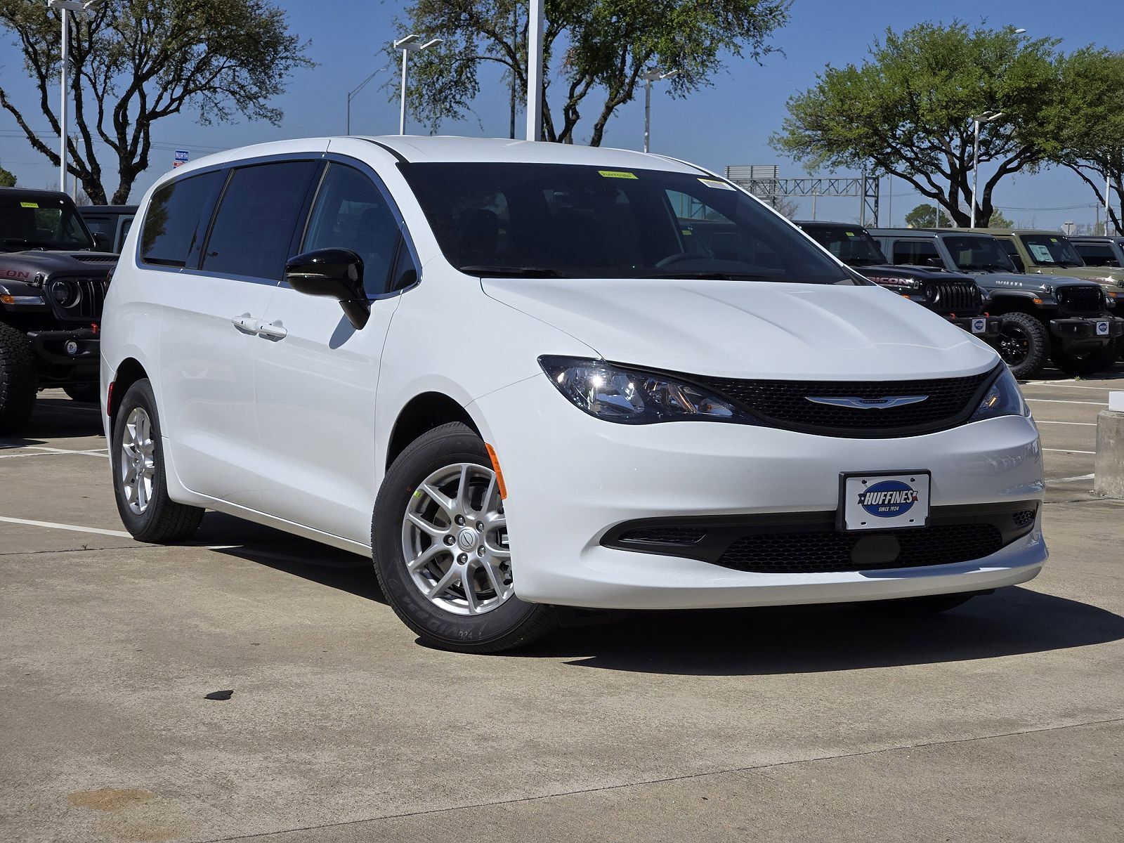 2026 CHRYSLER Voyager