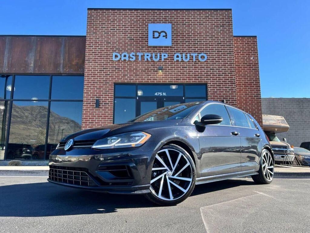 2018 VOLKSWAGEN Golf R
