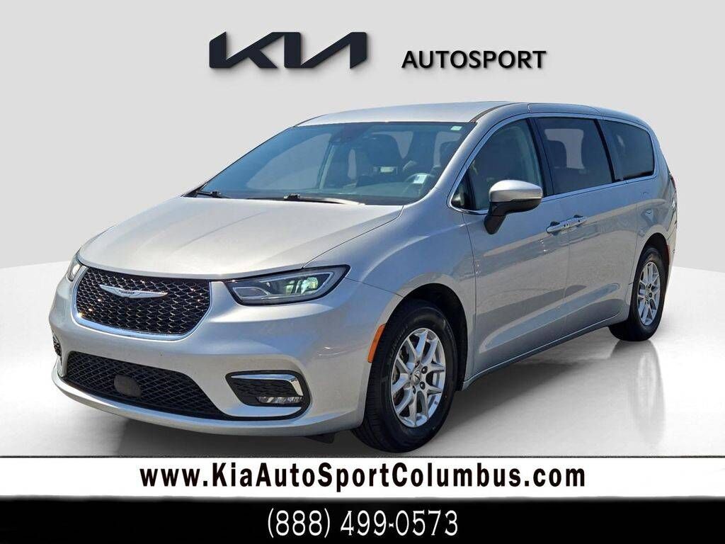 2023 CHRYSLER Pacifica