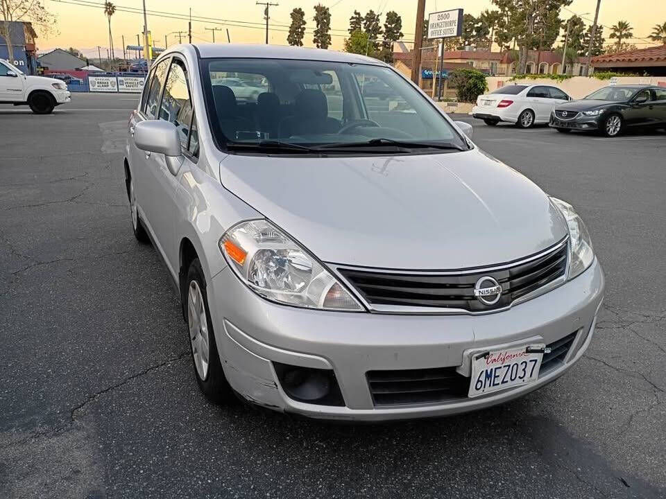 2010 NISSAN Versa