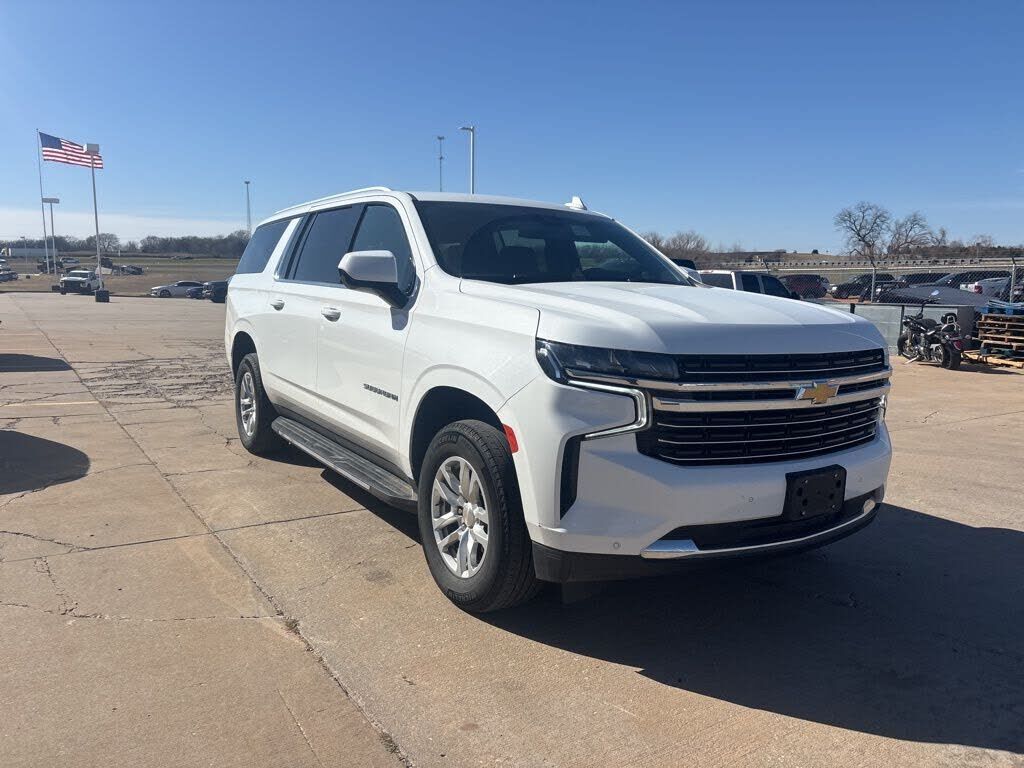 2024 CHEVROLET Suburban