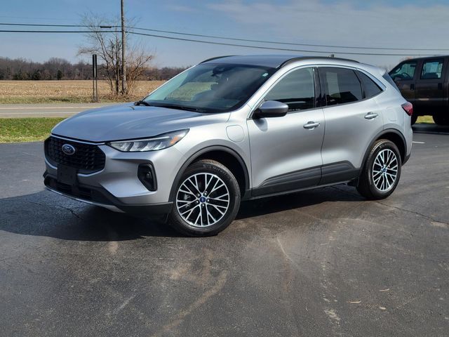 2024 FORD Escape