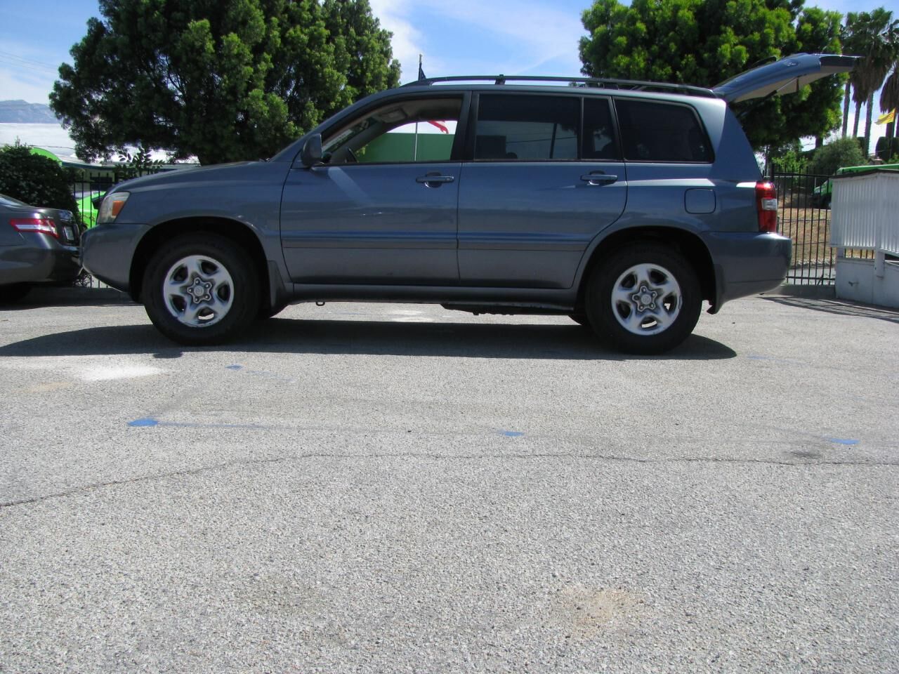 2004 TOYOTA Highlander