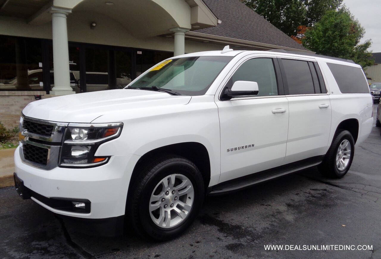 2019 CHEVROLET Suburban