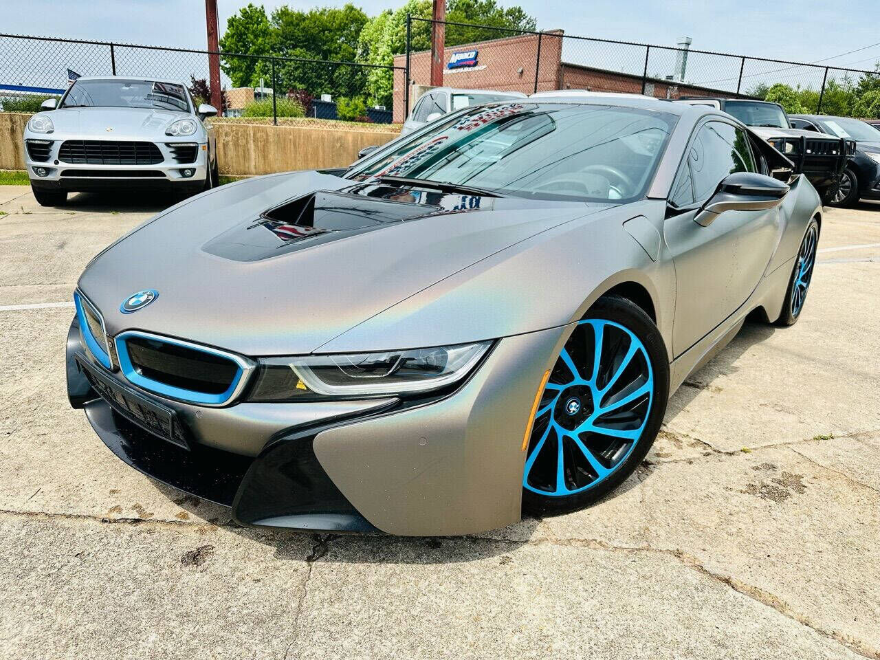 2016 BMW i8