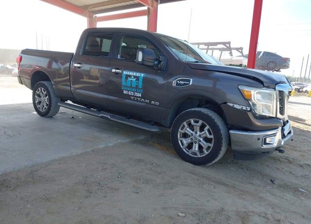 2017 Nissan Titan